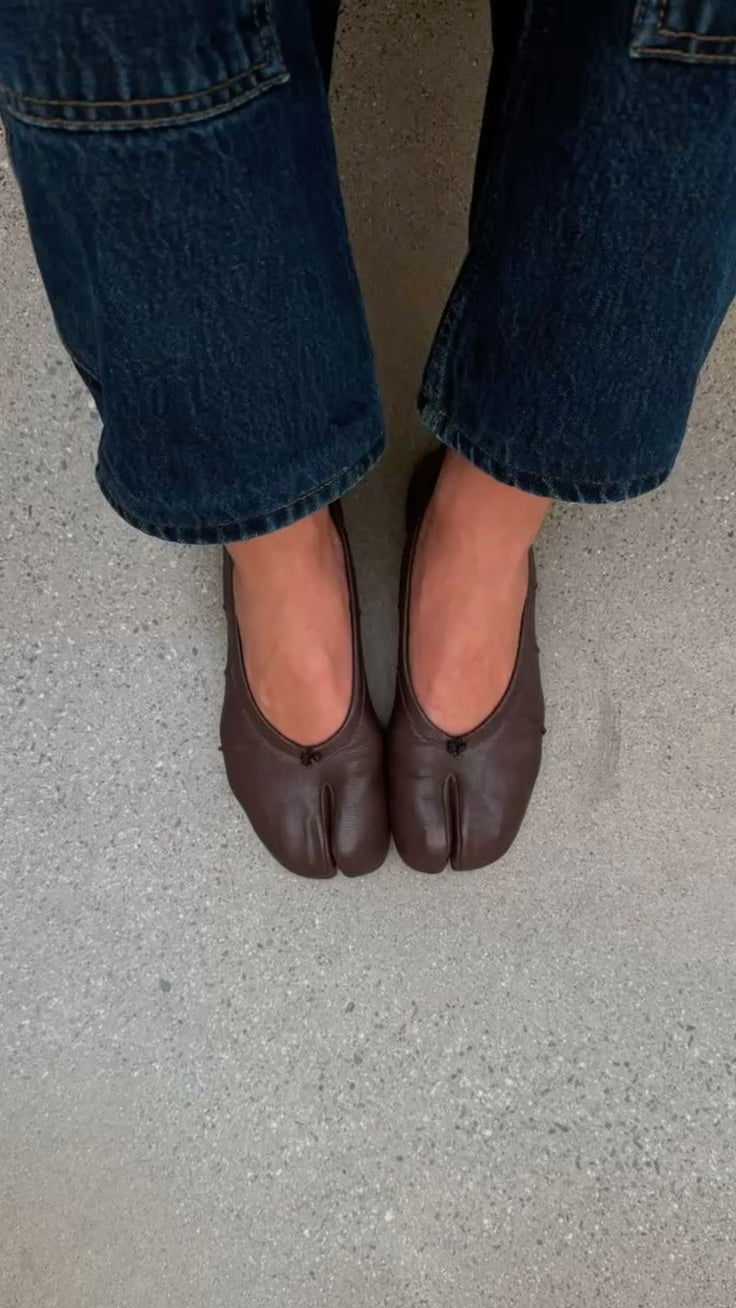 Elizabeth | Split Toe Ballet Flats