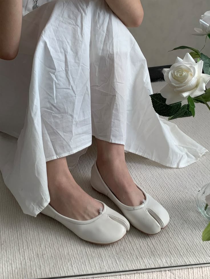 Elizabeth | Split Toe Ballet Flats