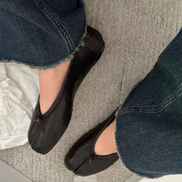 Elizabeth | Split Toe Ballet Flats
