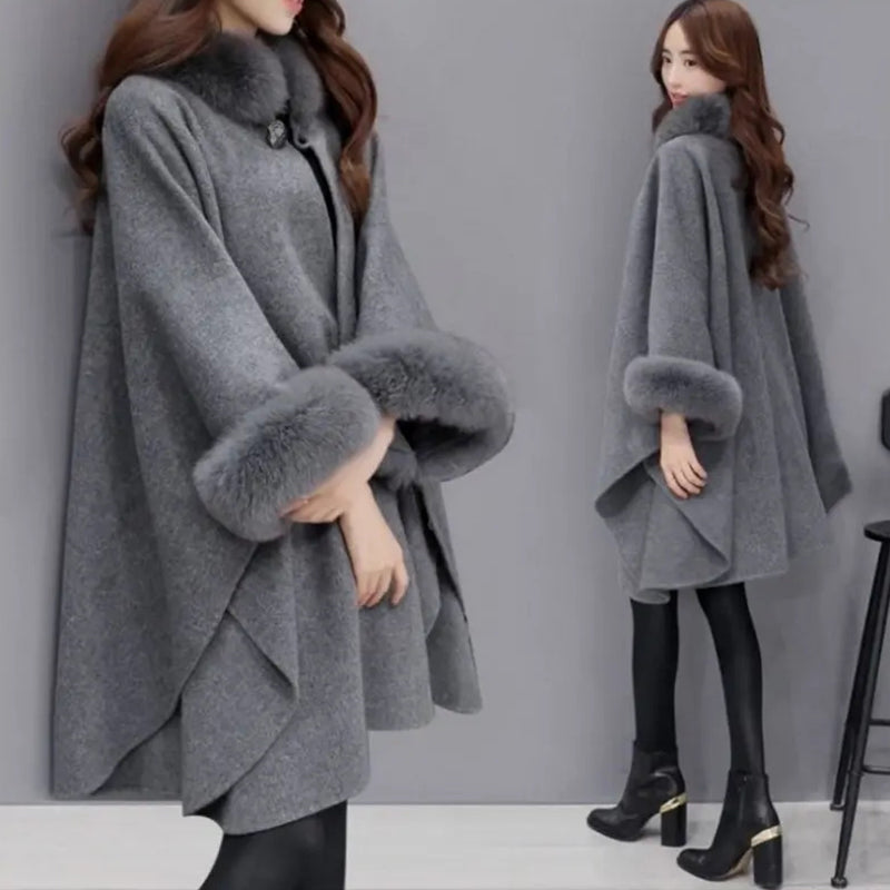 Aurelie | Cape met Hoge Kraag