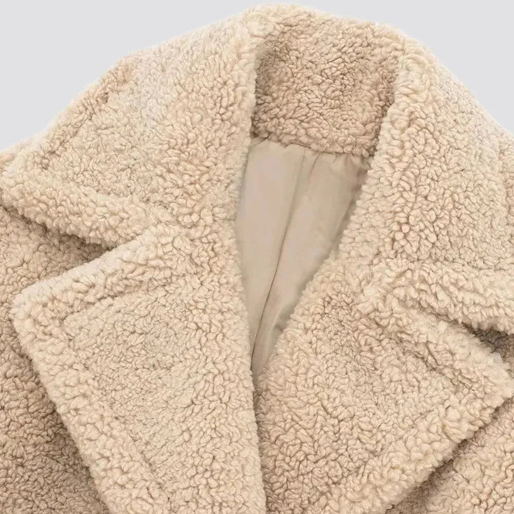Berdien | Longline Teddy Fleece Jas met Dubbele Knopen