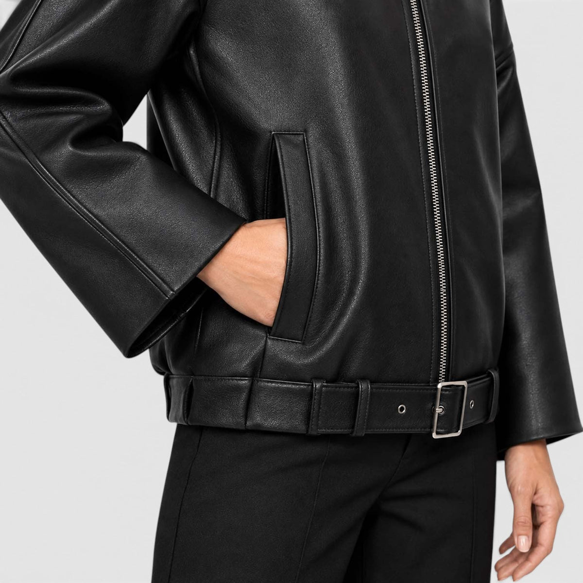 Yara | Oversized Cropped Vegan Leren Jas
